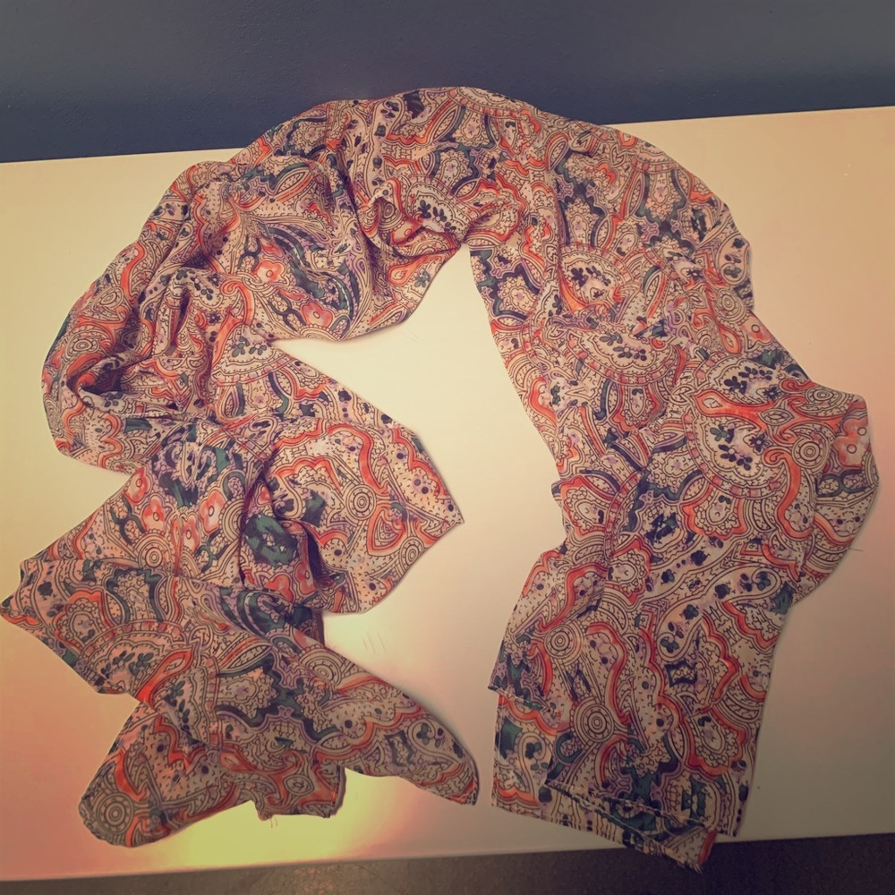 Fashion scarf